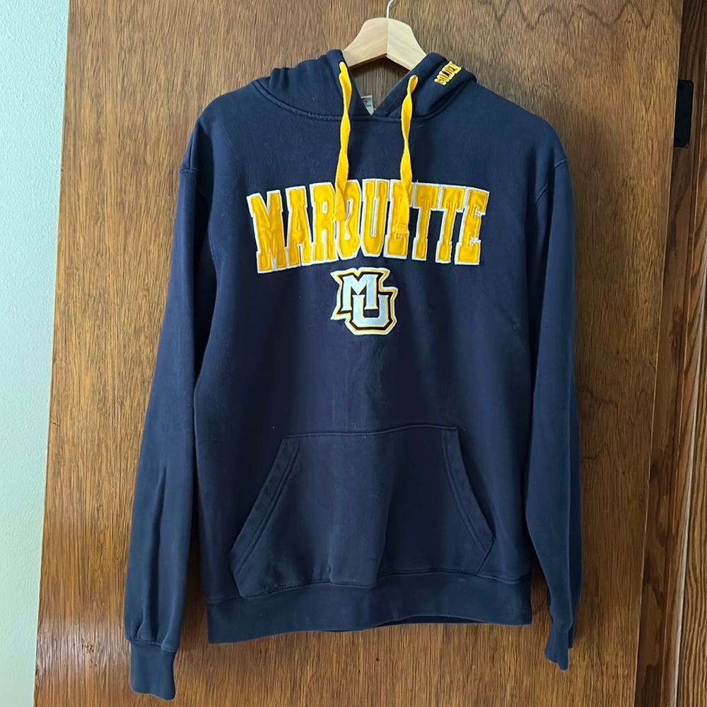 Vintage Marquette University Hoodie Golden Eagles